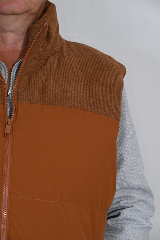 ZY UNISEKSA VESTE PREMIUM STILĀ, Karamelbrūnā