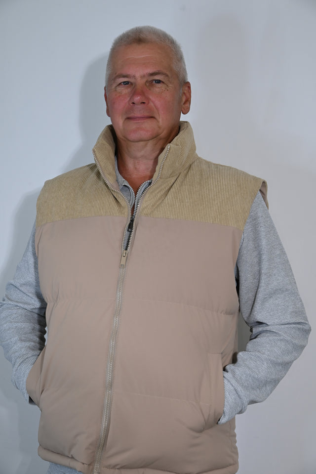 ZY UNISEKSA VESTE PREMIUM STILĀ, Maigi bēšā