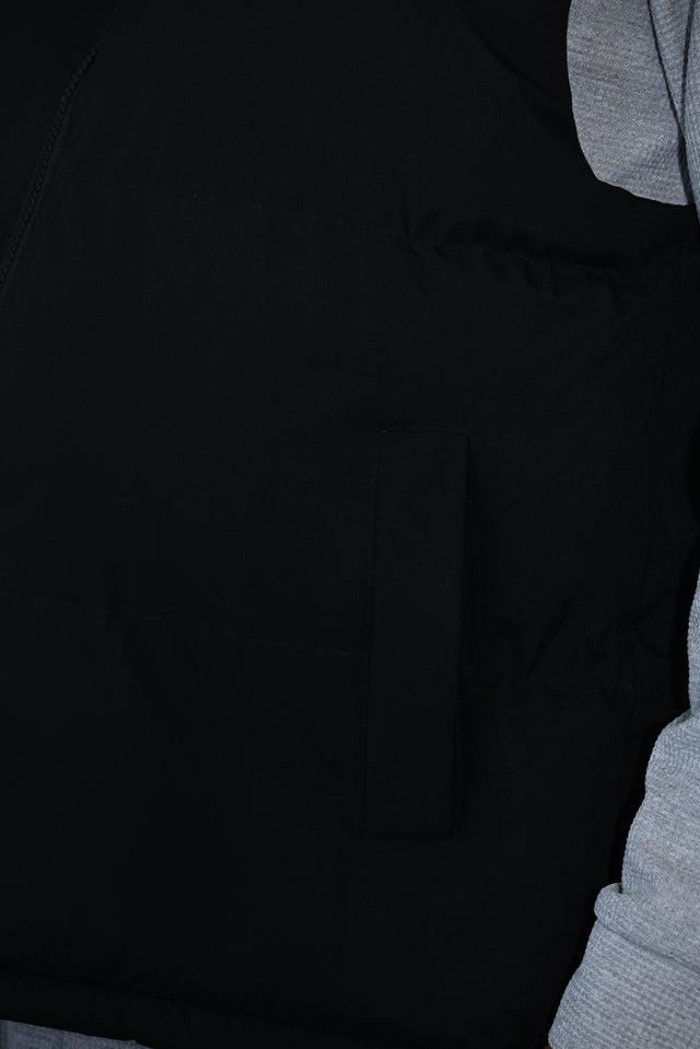ZY UNISEKSA VESTE PREMIUM STILĀ, Pusnakts melnā