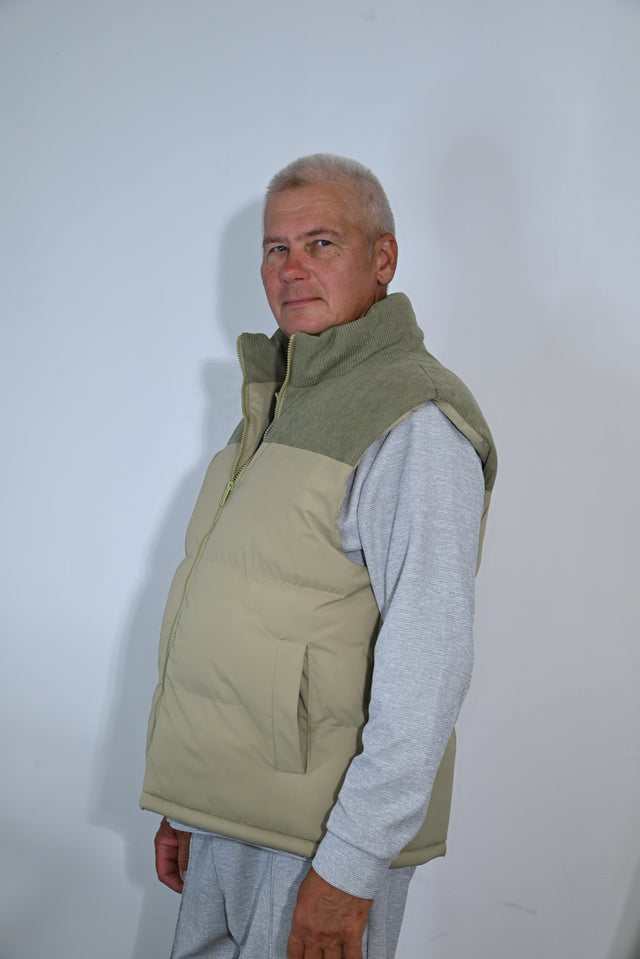 ZY UNISEKSA VESTE PREMIUM STILĀ, Gaiši olīvzaļā