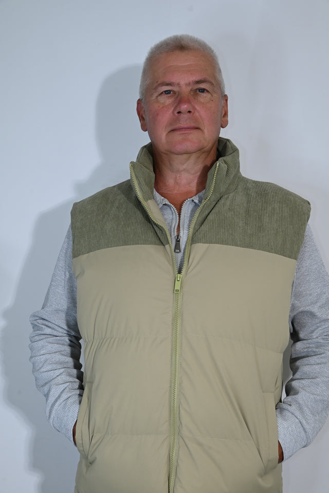 ZY UNISEKSA VESTE PREMIUM STILĀ, Gaiši olīvzaļā