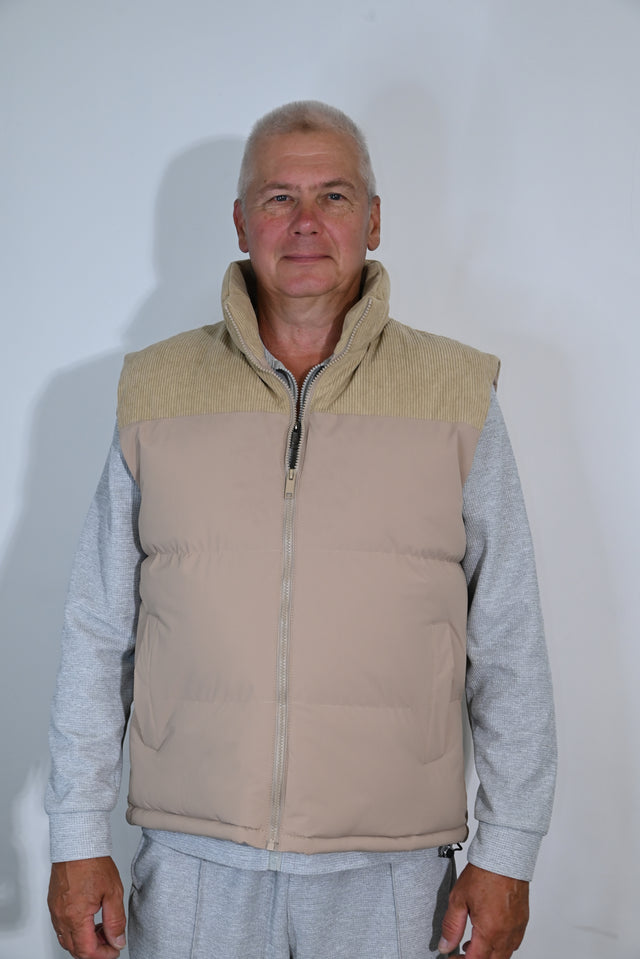ZY UNISEKSA VESTE PREMIUM STILĀ, Maigi bēšā