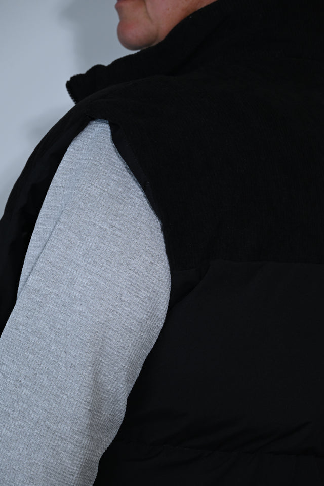 ZY UNISEKSA VESTE PREMIUM STILĀ, Pusnakts melnā