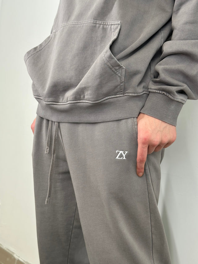 ZY LIMITED MEDIUM GRAY pavasara formāts ar taisnām biksēm