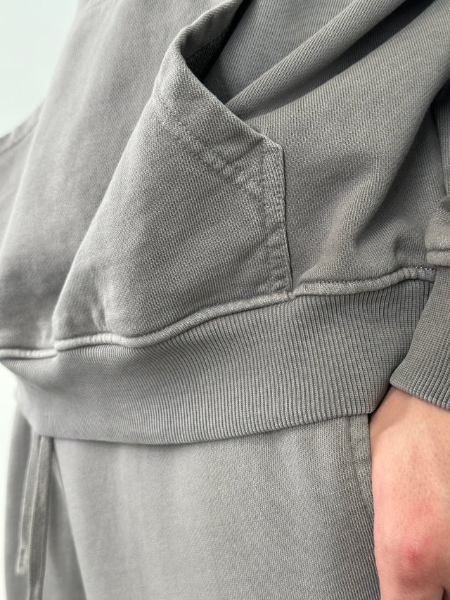 ZY LIMITED MEDIUM GRAY pavasara formāts ar taisnām biksēm